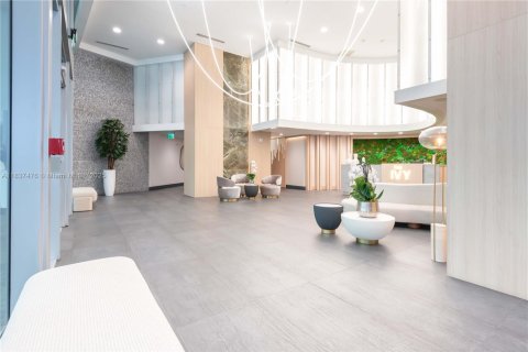 Copropriété à vendre à Miami, Floride: 2 chambres, 118.36 m2 № 1957599 - photo 2