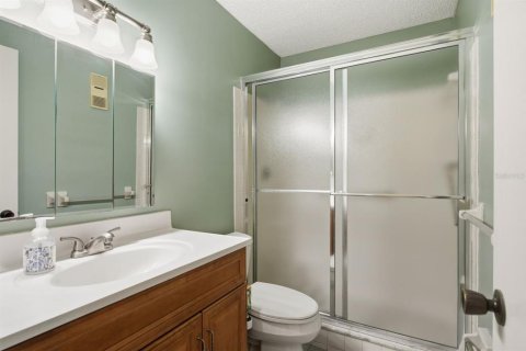 Condo in Saint Petersburg, Florida, 2 bedrooms  № 2210352 - photo 26