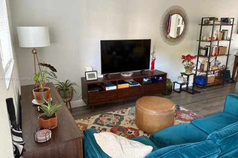 Купить кондоминиум в Корал-Гейблс, Флорида 2 спальни, 93.74м2, № 2007494 - фото 14