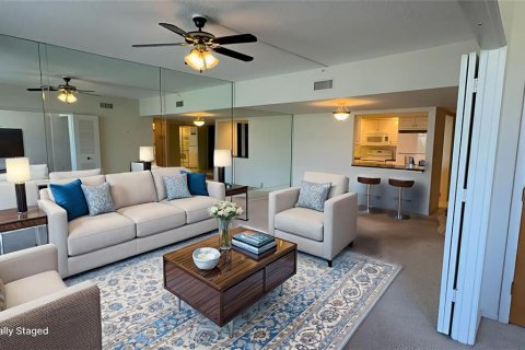 Condominio en venta en Longboat Key, Florida, 2 dormitorios, 117.52 m2 № 1876229 - foto 9