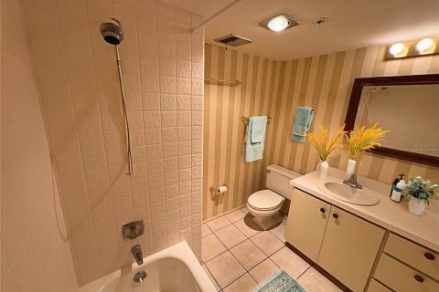 Condominio en venta en Longboat Key, Florida, 2 dormitorios, 117.52 m2 № 1876229 - foto 21