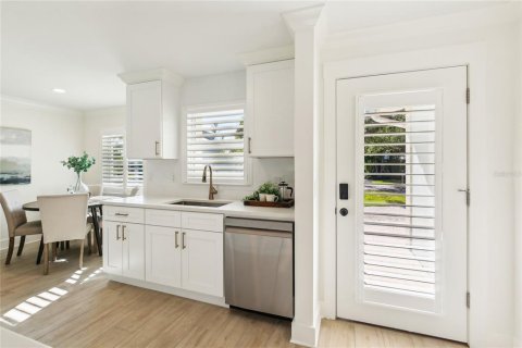 Casa en venta en Palm Harbor, Florida, 3 dormitorios, 135.73 m2 № 1816123 - foto 8