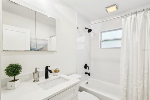 Casa en venta en Palm Harbor, Florida, 3 dormitorios, 135.73 m2 № 1816123 - foto 7