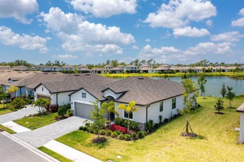 Casa en venta en Venice, Florida, 3 dormitorios, 156.17 m2 № 1725432 - foto 2