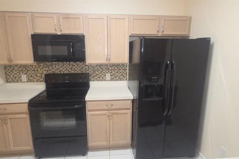 Condo in Orlando, Florida, 2 bedrooms  № 1789033 - photo 14