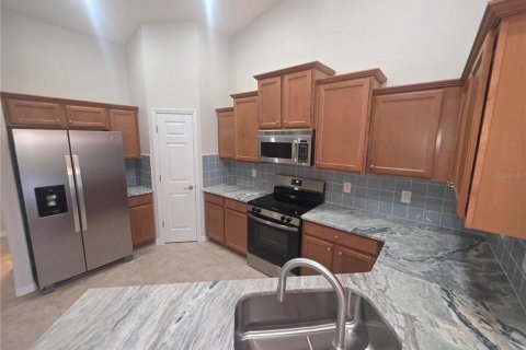 Купить виллу или дом в Норт-Порт, Флорида 6 комнат, 135.64м2, № 2361437 - фото 8