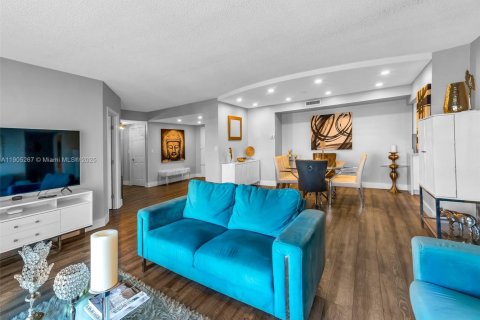 Copropriété à vendre à Hollywood, Floride: 3 chambres, 159.23 m2 № 2012150 - photo 7