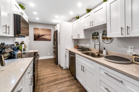 Copropriété à vendre à Hollywood, Floride: 3 chambres, 159.23 m2 № 2012150 - photo 10