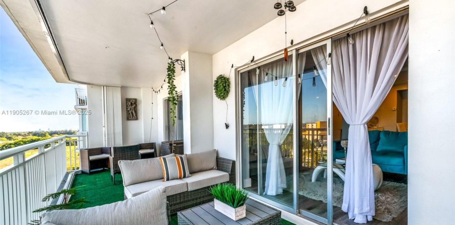 Condo à Hollywood, Floride, 3 chambres  № 2012150