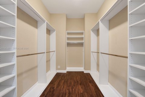 Снять в аренду виллу или дом в Катлер-Бей, Флорида 4 спальни, 291.34м2, № 2008222 - фото 14