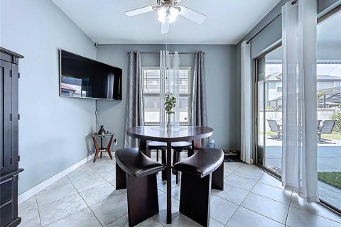 Casa en venta en Wesley Chapel, Florida, 5 dormitorios, 363.25 m2 № 1793413 - foto 8
