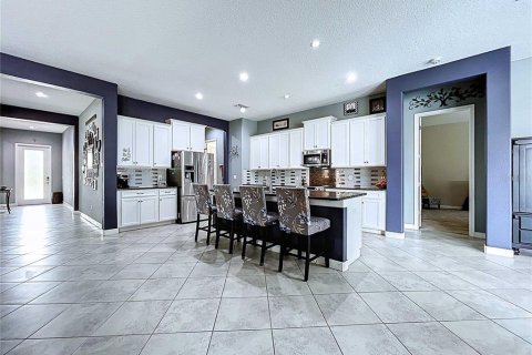 Casa en venta en Wesley Chapel, Florida, 5 dormitorios, 363.25 m2 № 1793413 - foto 6