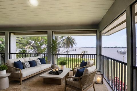 House in Stuart, Florida 4 bedrooms, 202.9 sq.m. № 2188782 - photo 8