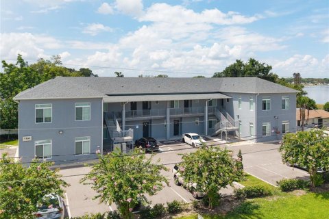 Propiedad comercial en venta en Winter Haven, Florida, 28 dormitorios, 1487.55 m2 № 2280679 - foto 6