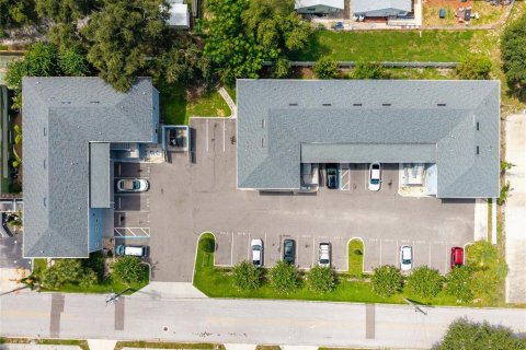 Propiedad comercial en venta en Winter Haven, Florida, 28 dormitorios, 1487.55 m2 № 2280679 - foto 4