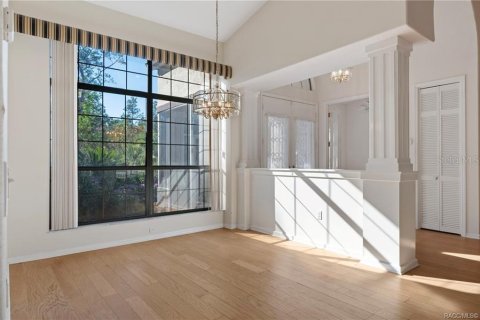 Villa ou maison à vendre à Beverly Hills, Floride: 3 chambres, 246.1 m2 № 2415553 - photo 16