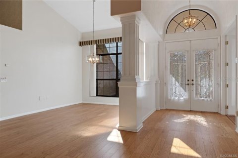 Villa ou maison à vendre à Beverly Hills, Floride: 3 chambres, 246.1 m2 № 2415553 - photo 13