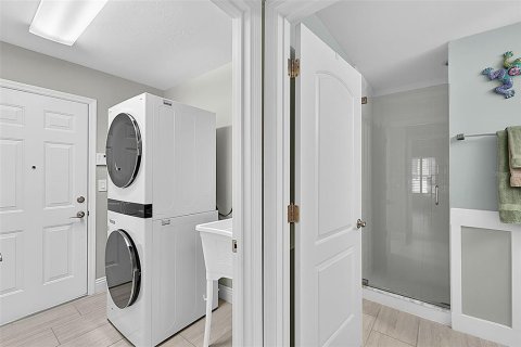 Casa en venta en Fort Myers, Florida, 3 dormitorios, 212.28 m2 № 2430488 - foto 30