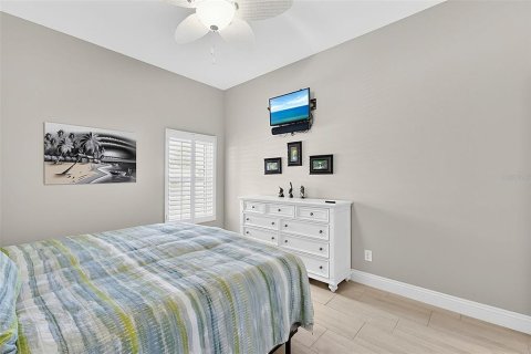 Casa en venta en Fort Myers, Florida, 3 dormitorios, 212.28 m2 № 2430488 - foto 29