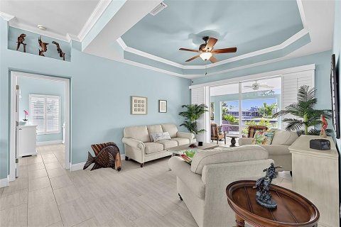 Casa en venta en Fort Myers, Florida, 3 dormitorios, 212.28 m2 № 2430488 - foto 11