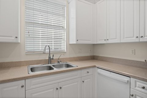 Villa ou maison à vendre à Merrit Island, Floride: 3 chambres, 160.91 m2 № 2403400 - photo 12