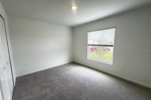 House in Ocala, Florida 3 bedrooms, 171.22 sq.m. № 2403720 - photo 9