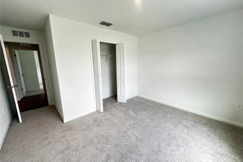 House in Ocala, Florida 3 bedrooms, 171.22 sq.m. № 2403720 - photo 8