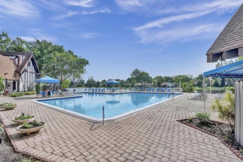 Condominio en venta en Lauderhill, Florida, 2 dormitorios, 106.84 m2 № 2034622 - foto 29