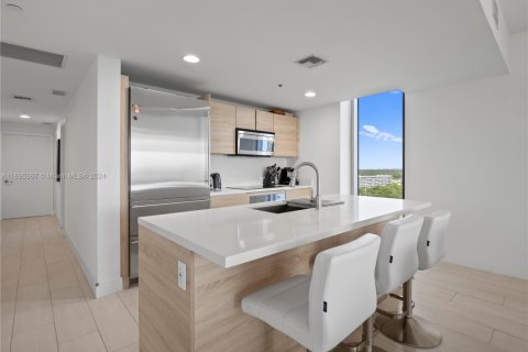 Condo in North Miami Beach, Florida, 3 bedrooms  № 1693844 - photo 10