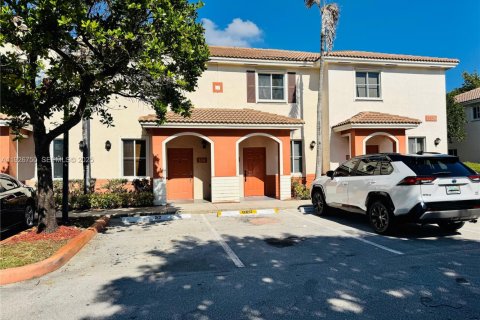 Condo in Miami Gardens, Florida, 2 bedrooms № 1988983 - photo 17