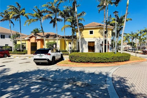 Condo in Miami Gardens, Florida, 2 bedrooms № 1988983 - photo 20