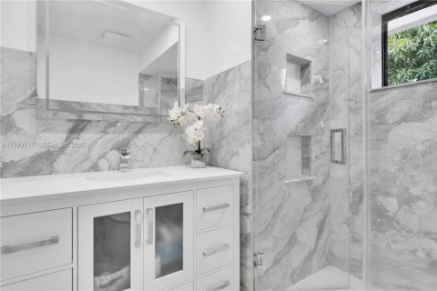 Купить кондоминиум в Майами, Флорида 2 спальни, 107.77м2, № 1983965 - фото 24