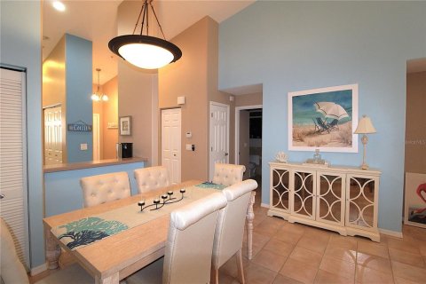 Condominio en alquiler en Sarasota, Florida, 2 dormitorios, 99.22 m2 № 1881226 - foto 8