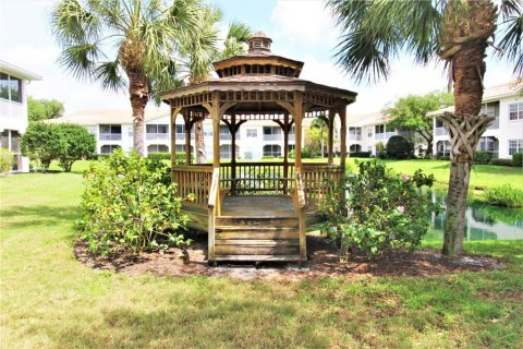 Condominio en alquiler en Sarasota, Florida, 2 dormitorios, 99.22 m2 № 1881226 - foto 28