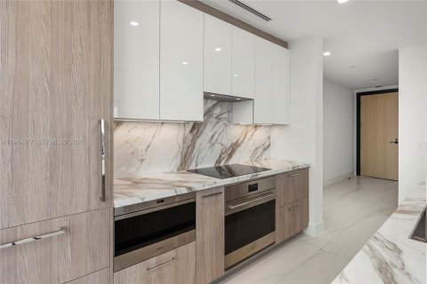 Condominio en alquiler en Fort Lauderdale, Florida, 2 dormitorios, 156.26 m2 № 2007628 - foto 16