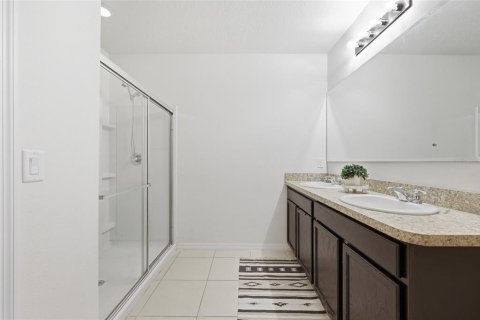 Купить виллу или дом в Киссимми, Флорида 7 комнат, 158.21м2, № 2150451 - фото 20