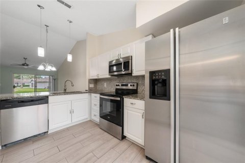 Townhouse in Orlando, Florida 3 bedrooms, 103.68 sq.m. № 2118016 - photo 5