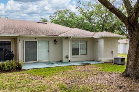 Townhouse in Orlando, Florida 3 bedrooms, 103.68 sq.m. № 2118016 - photo 28