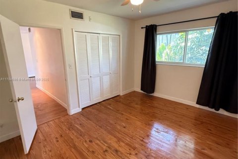 Condominio en venta en Fort Lauderdale, Florida, 1 dormitorio, 57.6 m2 № 1937803 - foto 10