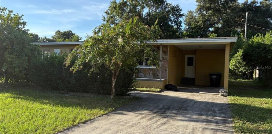 House in Orlando, Florida 3 bedrooms, 103.86 sq.m. № 2285271