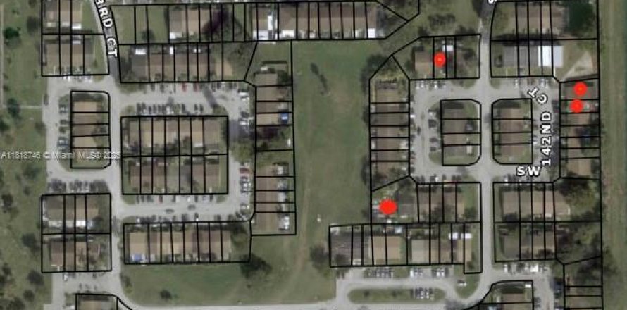 Townhouse in Homestead, Florida 3 bedrooms, 111.48 sq.m. № 2076753