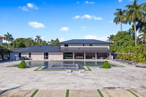 Снять в аренду виллу или дом в Майами, Флорида 6 спален, 494.61м2, № 2034522 - фото 4
