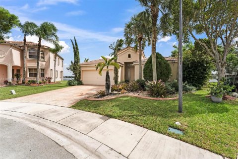 Купить виллу или дом в Мирамар, Флорида 3 спальни, 159.51м2, № 1944292 - фото 3