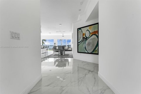 Купить виллу или дом в Мирамар, Флорида 3 спальни, 159.51м2, № 1944292 - фото 6