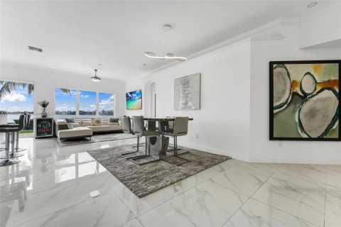 Купить виллу или дом в Мирамар, Флорида 3 спальни, 159.51м2, № 1944292 - фото 10