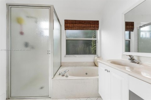 Купить виллу или дом в Мирамар, Флорида 3 спальни, 159.51м2, № 1944292 - фото 27