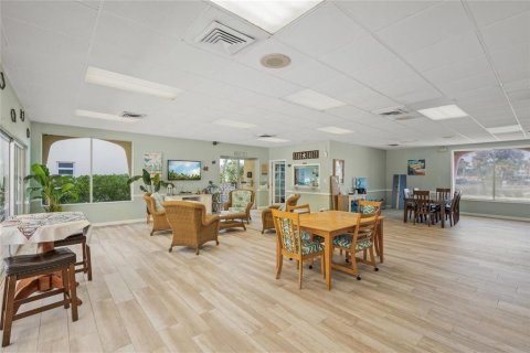 Condo in Sarasota, Florida, 2 bedrooms № 2239895 - photo 22