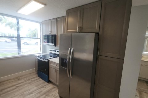 Condominio en venta en Delray Beach, Florida, 1 dormitorio, 70.42 m2 № 2245626 - foto 10
