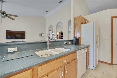 Casa en venta en Spring Hill, Florida, 3 dormitorios, 183.39 m2 № 2387644 - foto 19