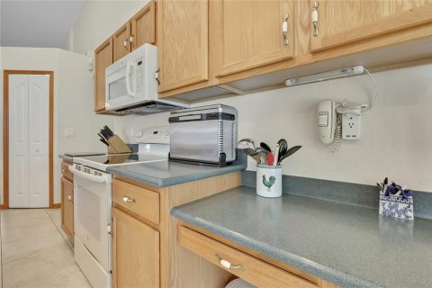 Casa en venta en Spring Hill, Florida, 3 dormitorios, 183.39 m2 № 2387644 - foto 20
